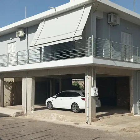 Apartment Anemos House *