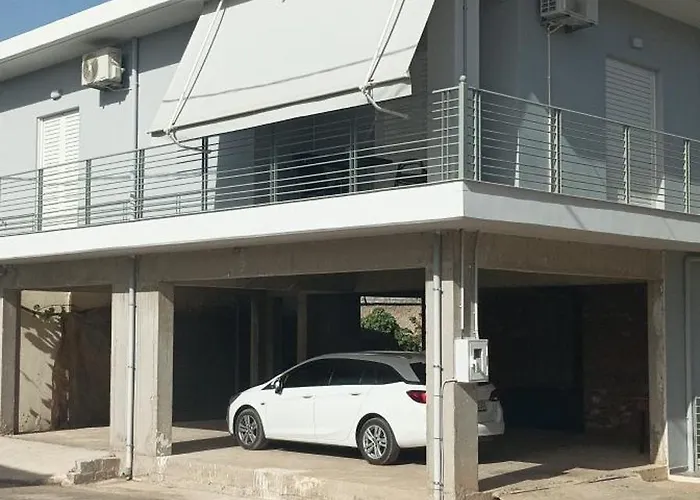 아파트 Anemos House *